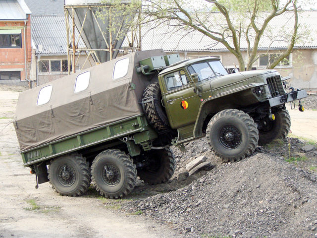 Урал-375 бортовой с военного хранения, лесовоз, продажа